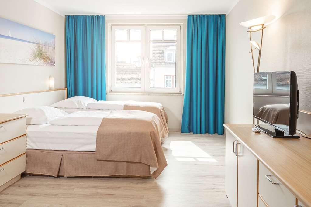 Hotel B99 Offenbach am Main Pokoj fotografie