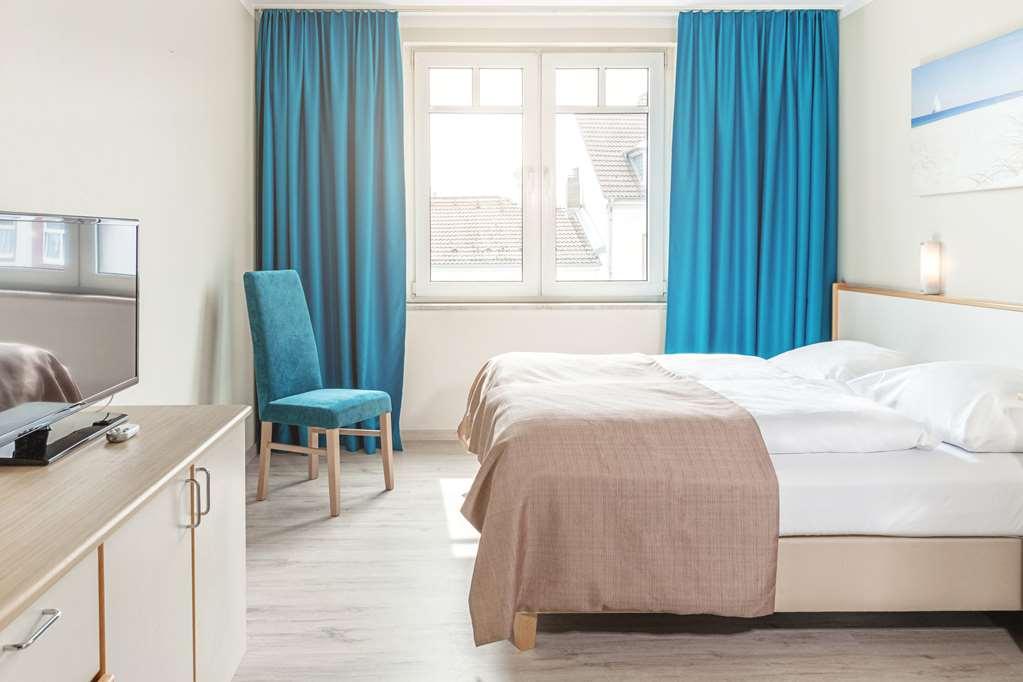Hotel B99 Offenbach am Main Pokoj fotografie